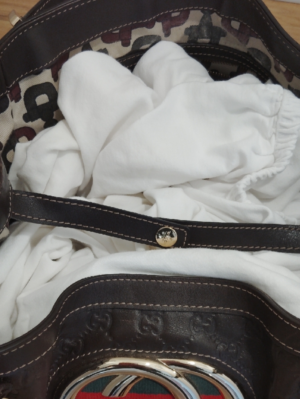Pre-Loved Gucci Brown Leather Shoulder Bag with Green-Red Web and Gold Hardware - Picture 8 of 12